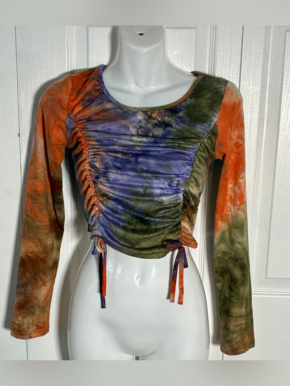 Ellie & Kate Tie Dye Ruched Long Sleeve Crop Top Sz S